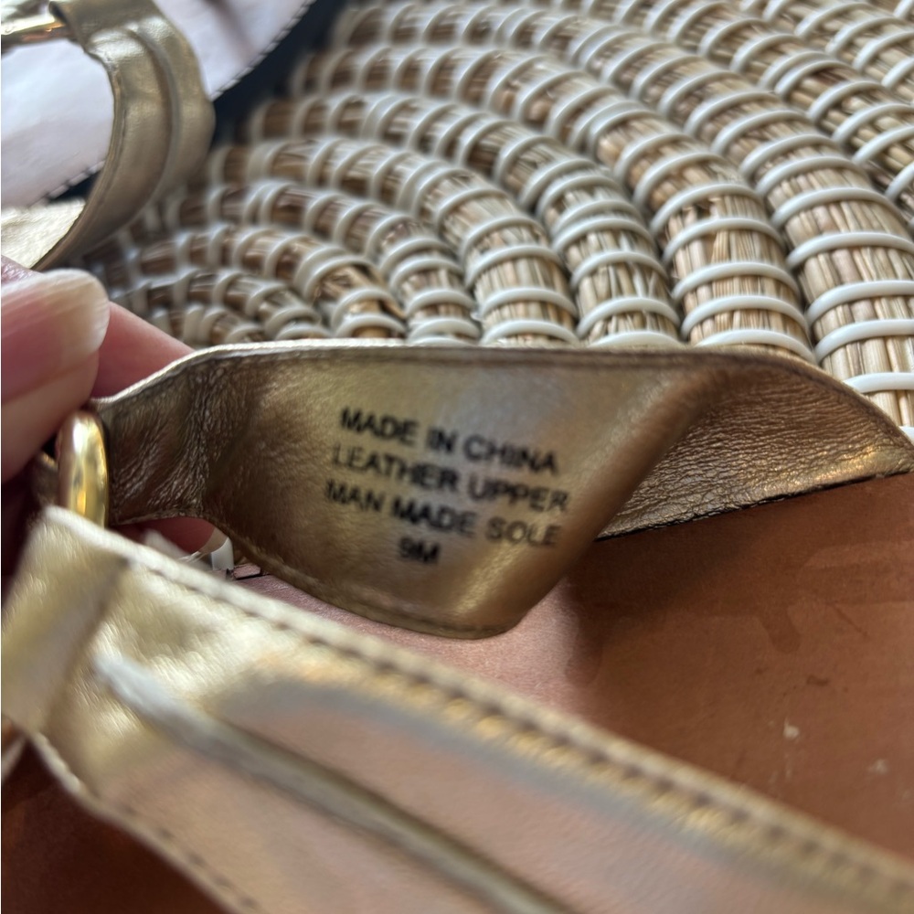 LILLY PULITZER Gold Leather Sandals - Picture 4 of 5
